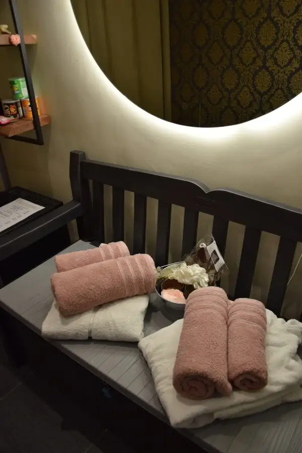 Présentation essuies et sel de gommage